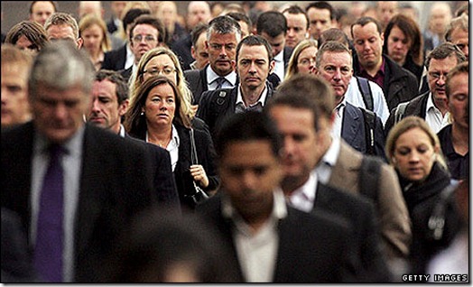 _44596222_commuters_body_466 _44596222_commuters_body_466