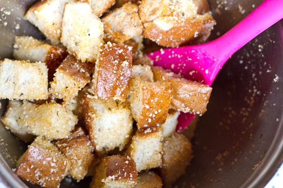 20101022IMG 8029 thumb   Easy Homemade Croutons